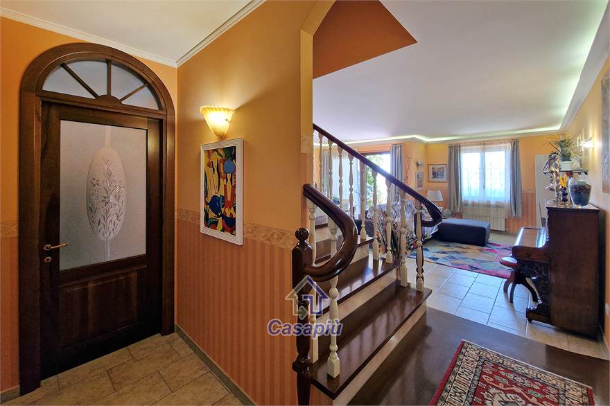 Photo 48