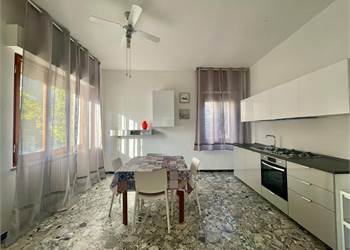 Affittasi trilocale tutto l'anno zona mare