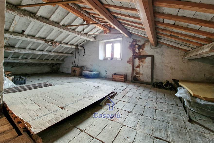 Photo 36