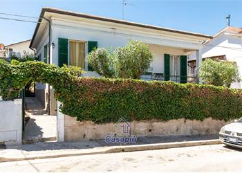 Villa for Sale in Civitanova Marche